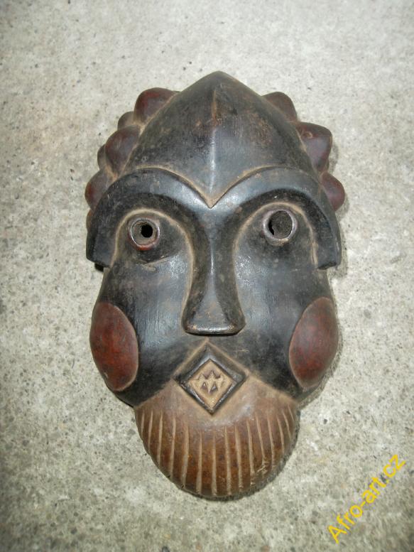 maska Tikar Kamerun