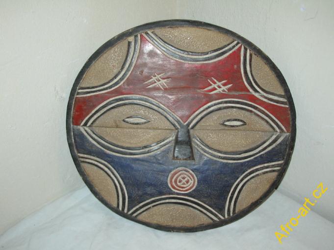 maska Teke Gabon