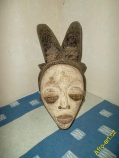 maska s rohy Punu Gabon