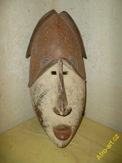 maska Yaka Kongo
